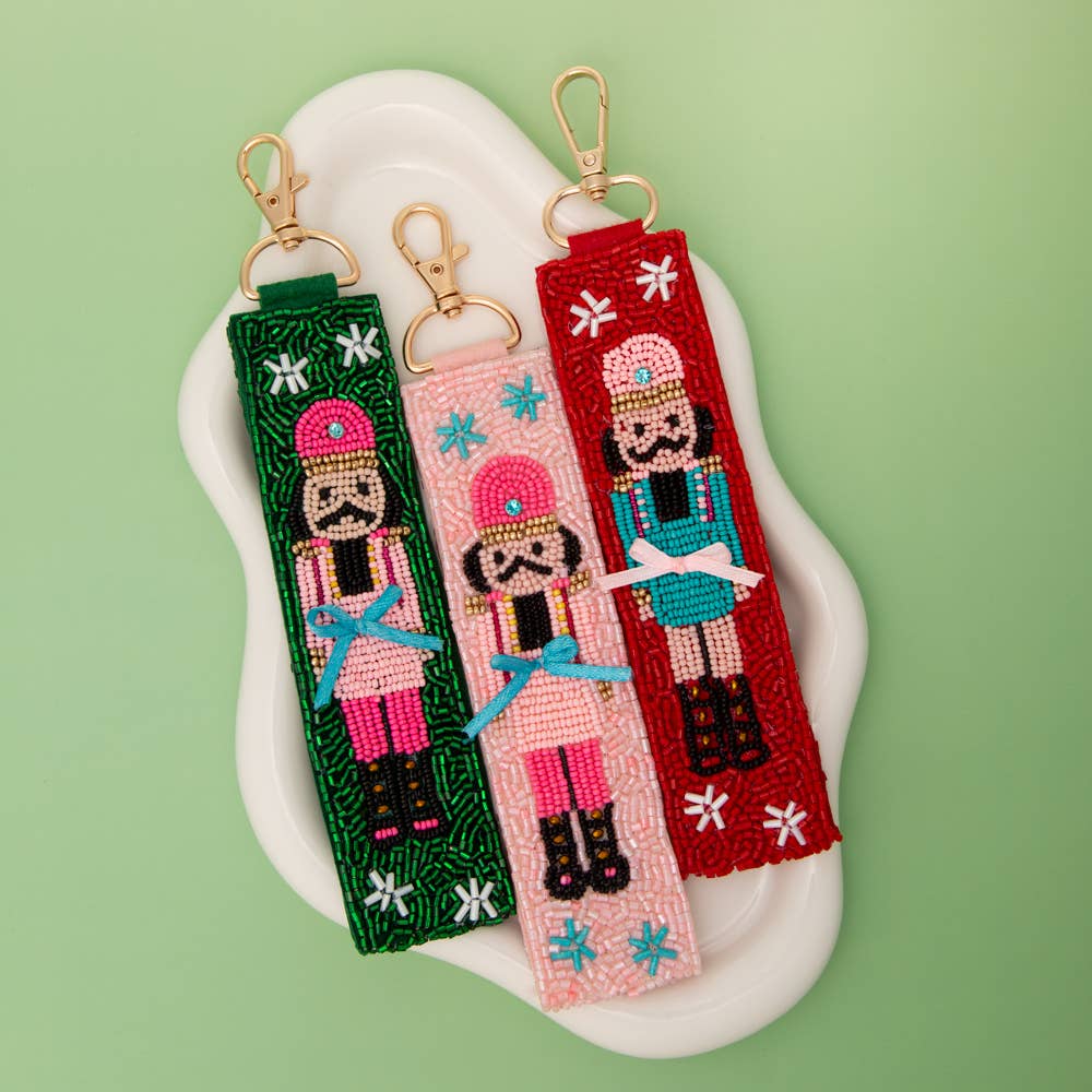 CHRISTMAS SEED BEADED NUTCRACKER WRISTLET KEYCHAIN: Green